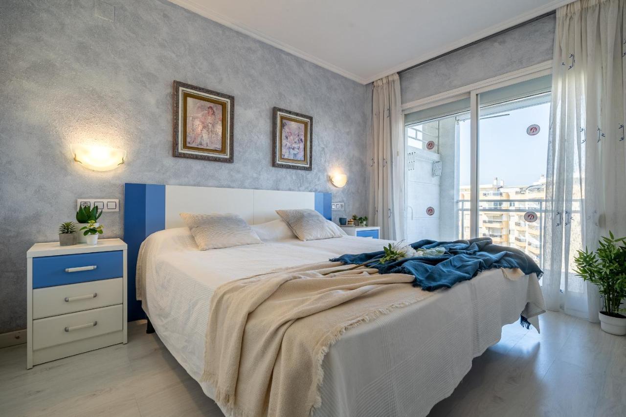 Royal Apartments Салоу Екстериор снимка